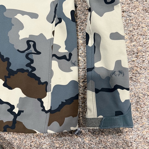 KUIU Guide Jacket - Picture 7 of 7